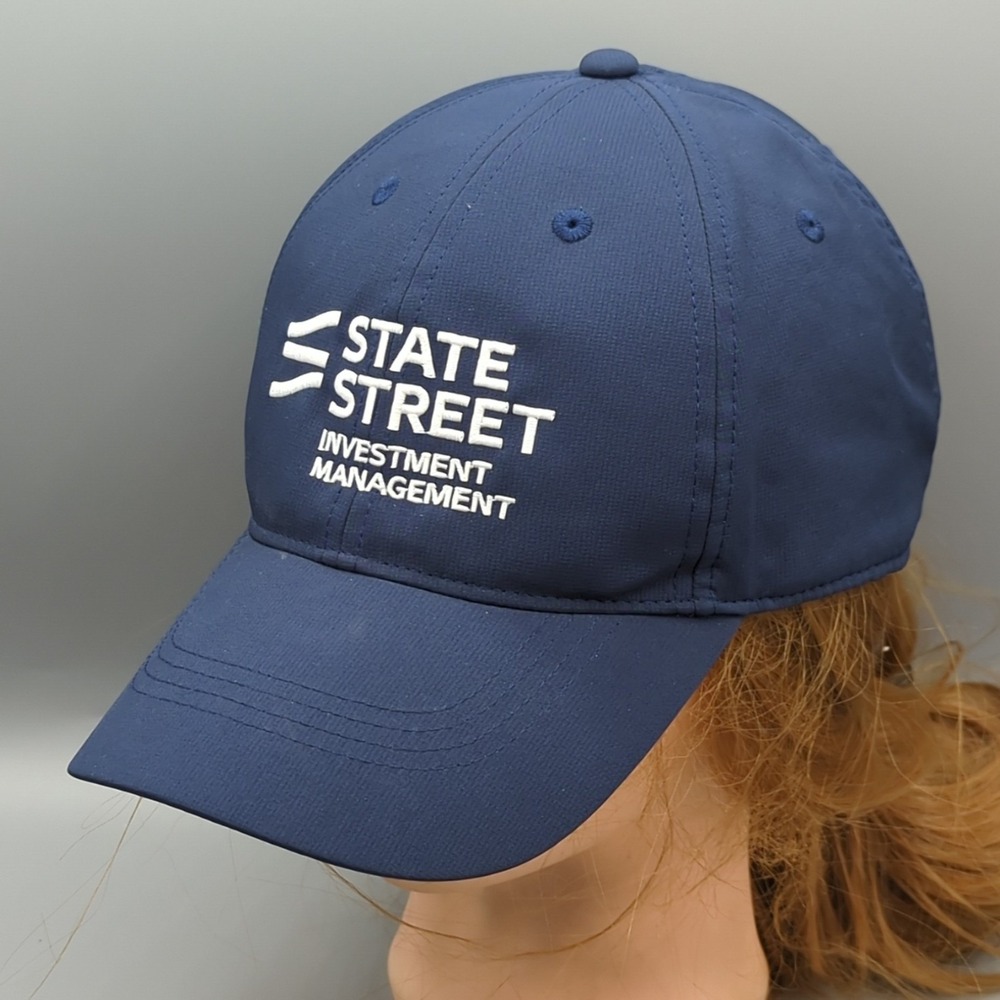 State Street Investment Management Hat Nike Club Cap Size M/L Blue Strapback